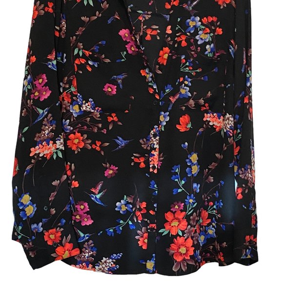 Express Tops - Pre-owned Express Portofino Floral Blouse size L
